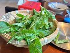 -楠小云·云南鲜菌·鲜牛自助火锅(九眼桥店)