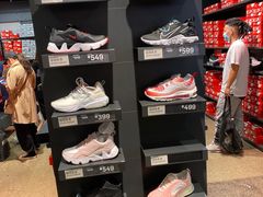 -NIKE上海青浦优选体验店