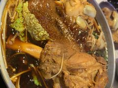 -运气牛自助酱大骨火锅(南京东路店)