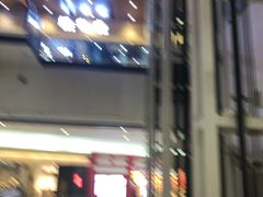 -燕莎友谊商城(金源店)