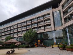 -上海佘山世茂艾美酒店