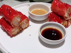 红米脆皮鲜虾肠-蝴蝶里·粤菜·点心(龙湖天街&滨江店)