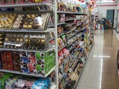 -711便利店(黄岛青医店)