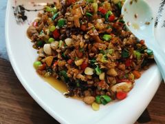 -有红鸡毛店·川菜(建设路店)