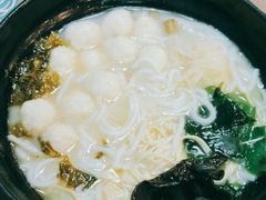 -灵芝妹子海鲜米线(瓦房店新玛特店)