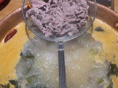 -洱火云南酸菜牛肉火锅(石景山当代商城店)