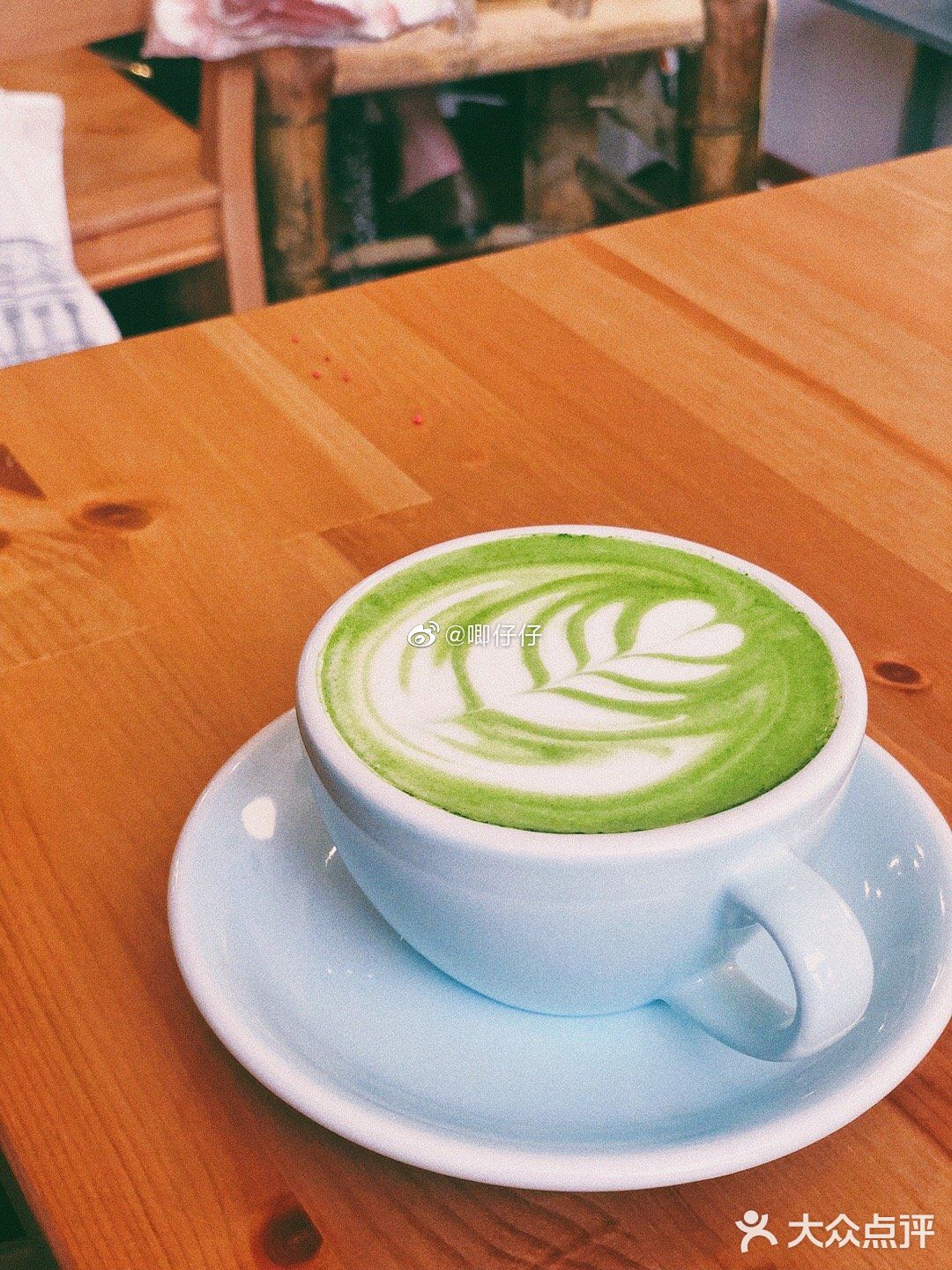 一杯Dirty 一杯抹茶拿铁 一份香蕉核桃磅蛋糕
