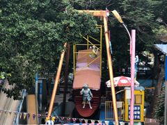 -顺德大良半月城游乐场