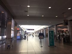 -蒙特利尔皮埃尔·埃利奥特·特鲁多国际机场