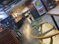 -新华书店(泉城路店)