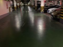 -观前公园人防停车场