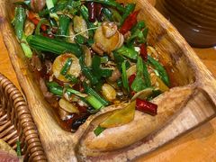 -老滇山寨•云南特色菜•地方菜•民族风情歌舞表演(金碧店)