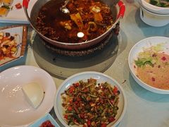 -鑫巴蜀小镇 · 水煮鱼专研店(玉桥店)
