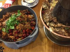 -鲁小三·大骨自助(金山总店)