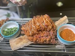 夜宴秘制牛肋骨-夜宴江景餐厅