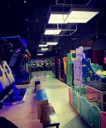 点击看大图 -嗨翻Hi-Fun竞技主题乐园·蹦床团建生日聚会(五棵松华熙店)