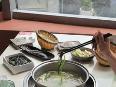 -喃喃椰·糟粕醋·椰子鸡火锅(七堡花园店)