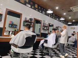 -MARTIN'S BARBER SHOP男士理发馆