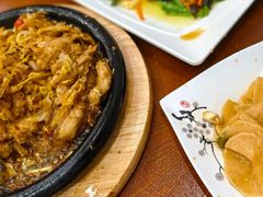 -东北风味思缘食府(对湖路店)