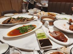 -梅利汴京烤鸭•开封豫菜地标店(东大街店)