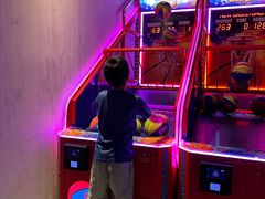 -CAGES凯吉思西餐厅运动乐园(静安店)