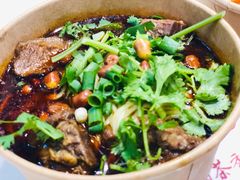 -八一路好吃街(雨田商务大厦店)