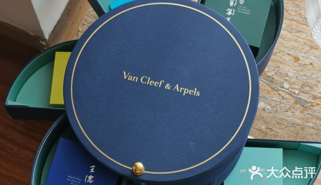 2024 中 秋 月 饼 🥮  开 箱！