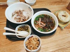 -易裕和·长沙米粉(吉尼斯获奖竹塘西路店)