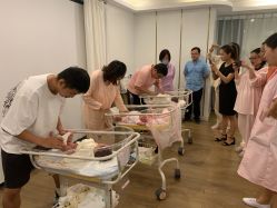 点击看大图 -季橙月子护理中心