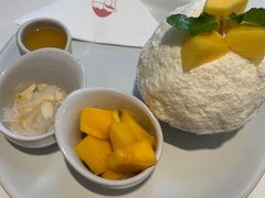 -Cheevit Cheeva(Sirimangkalajarn)