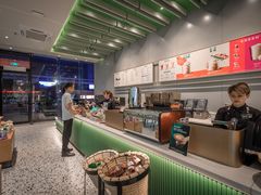 -星巴克(平湖万达广场店)