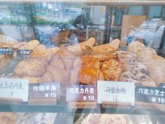 -面包日报