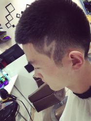 -摩力美发·烫·染·设计专业店