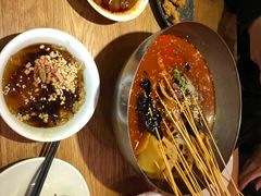 -成都你六姐·牛肉冒菜(上海环宇荟店)