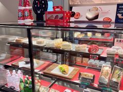 -星巴克臻选(周浦万达店)