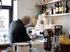-WOW coffee