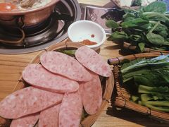 -阿婆情腊排骨火锅(金虹路店)