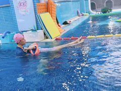 -龙格亲子游泳•水育早教运动中心
