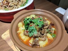 -有红鸡毛店·川菜(建设路店)