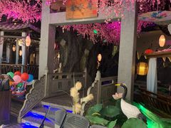 -韵秋荷(宝山龙湖天街店)