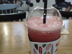 蜂蜜薄荷西瓜汁-HELLO 27 意面·沙拉·帕尼尼