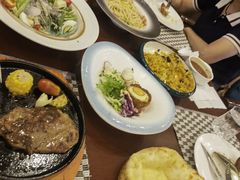 -六国饭店·俄餐·西餐(吊桥公园店)