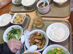 -老乡鸡(上海巴黎春天浦建店)