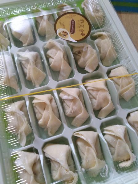 馒头群英会-"支持大连老字号.群英荟是大连群英楼外卖.