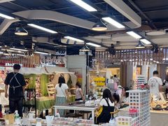 -郑在DIY·潮玩银饰绘画手作(中央大道旗舰店)