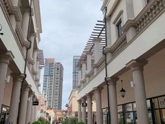 -佛罗伦萨小镇广佛名品奥特莱斯(疏港路店)