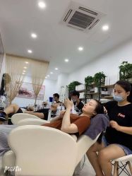 -黑奥秘脱发白发中心