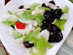 -椿记烧鹅(叠彩店)