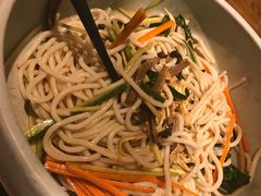 鸡丝凉米线-云海肴·汽锅鸡·云南菜(美罗城店)