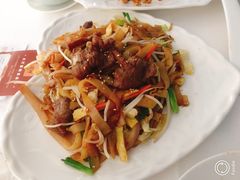 干炒牛肉沙河粉-顺峰(农展馆店)